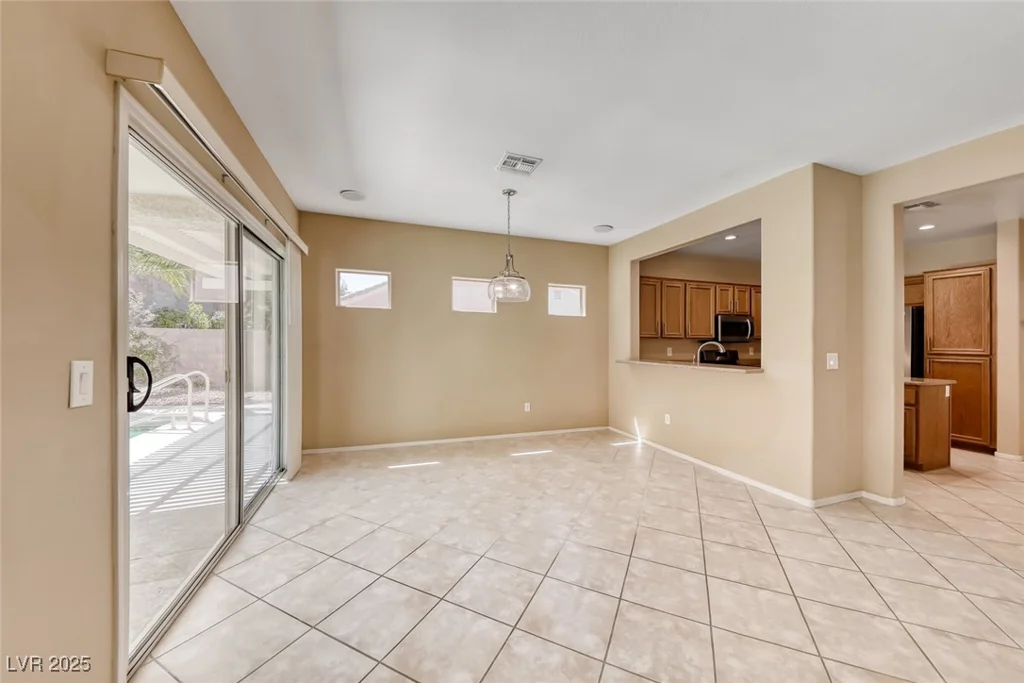 1862 Redwood Valley, Henderson, NV 89052