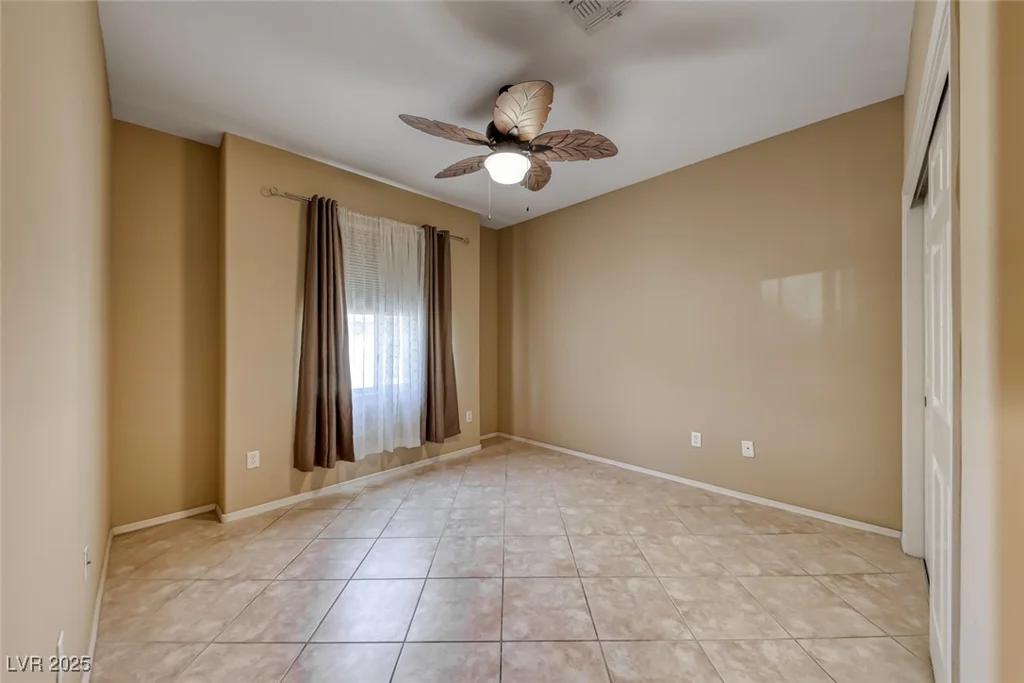 1862 Redwood Valley, Henderson, NV 89052