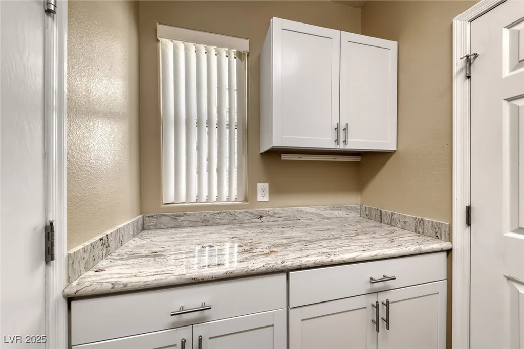 1862 Redwood Valley, Henderson, NV 89052