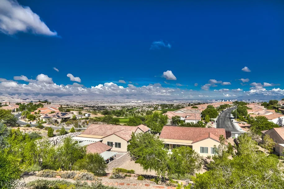 1862 Redwood Valley, Henderson, NV 89052