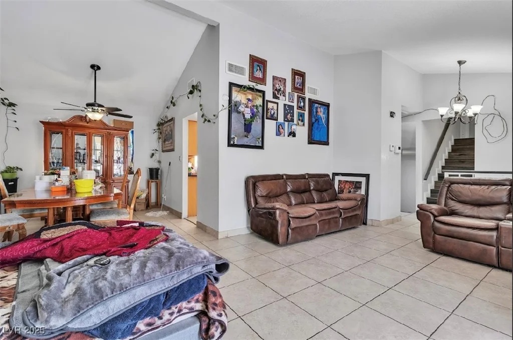 6388 Viking, Las Vegas, NV 89103