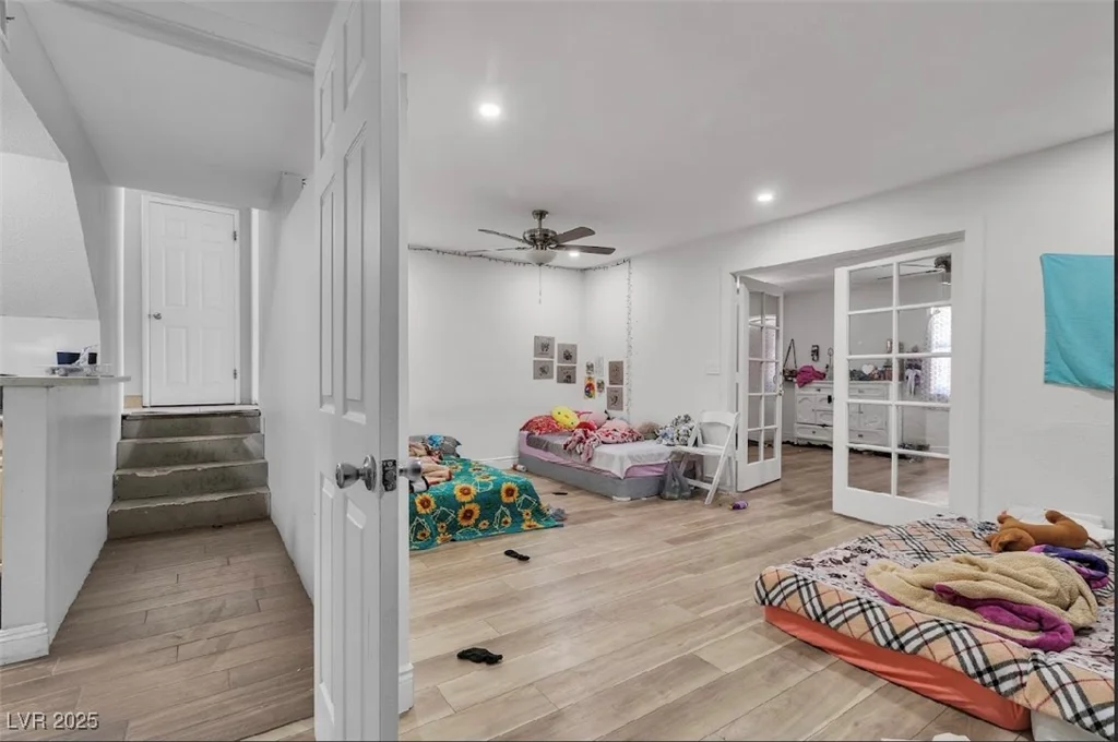 6388 Viking, Las Vegas, NV 89103