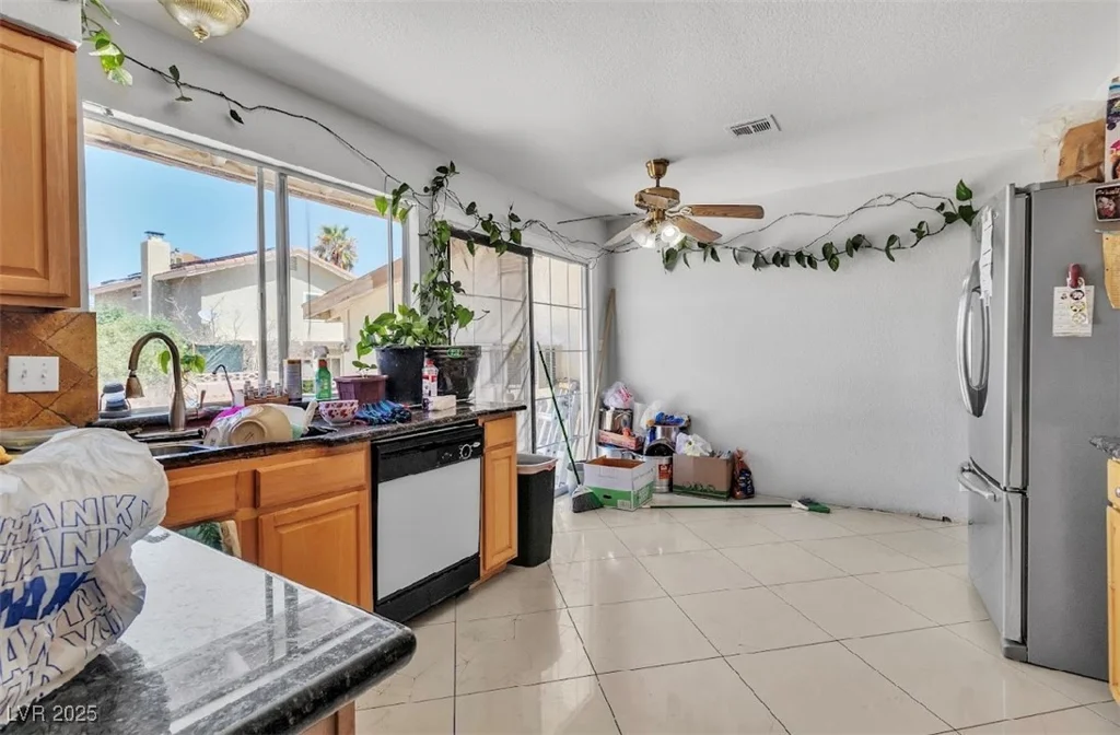 6388 Viking, Las Vegas, NV 89103