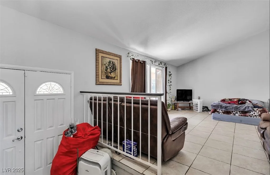6388 Viking, Las Vegas, NV 89103