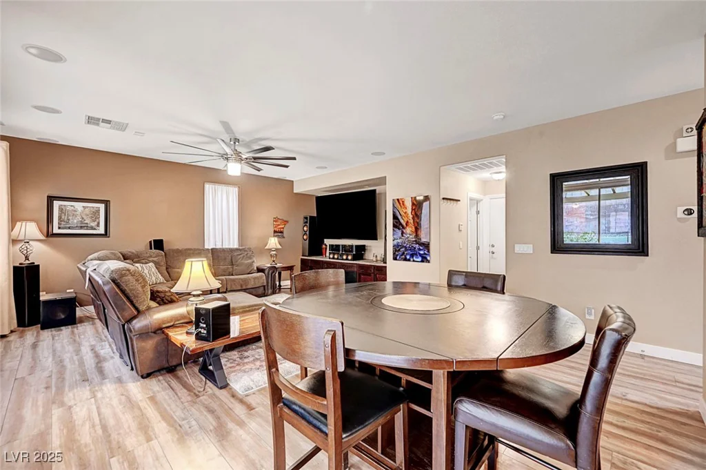 342 Shimmering Moon, Henderson, NV 89015