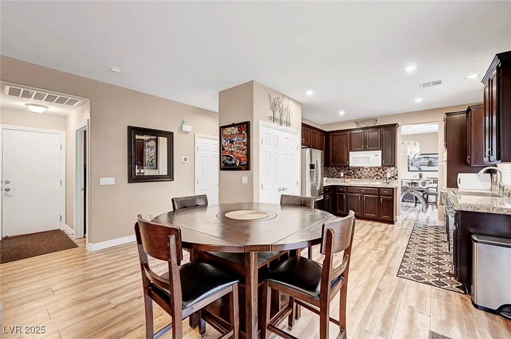 342 Shimmering Moon, Henderson, NV 89015