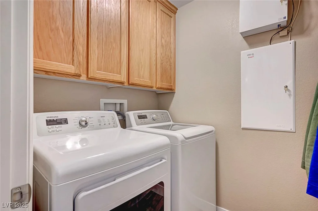 342 Shimmering Moon, Henderson, NV 89015