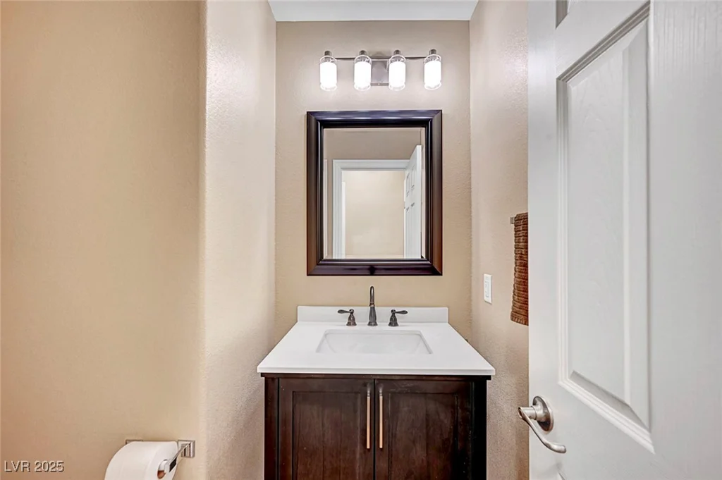 342 Shimmering Moon, Henderson, NV 89015