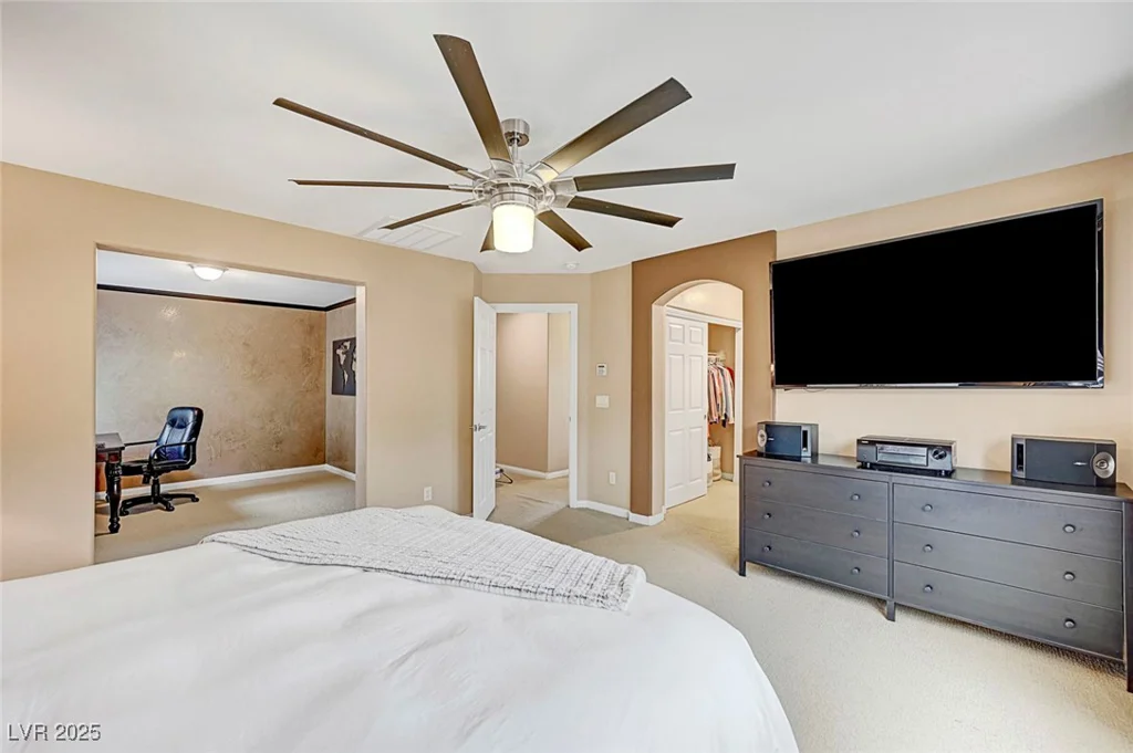 342 Shimmering Moon, Henderson, NV 89015
