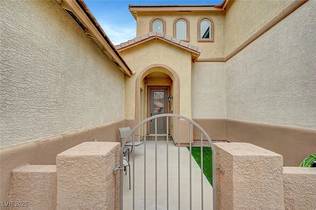 342 Shimmering Moon, Henderson, NV 89015