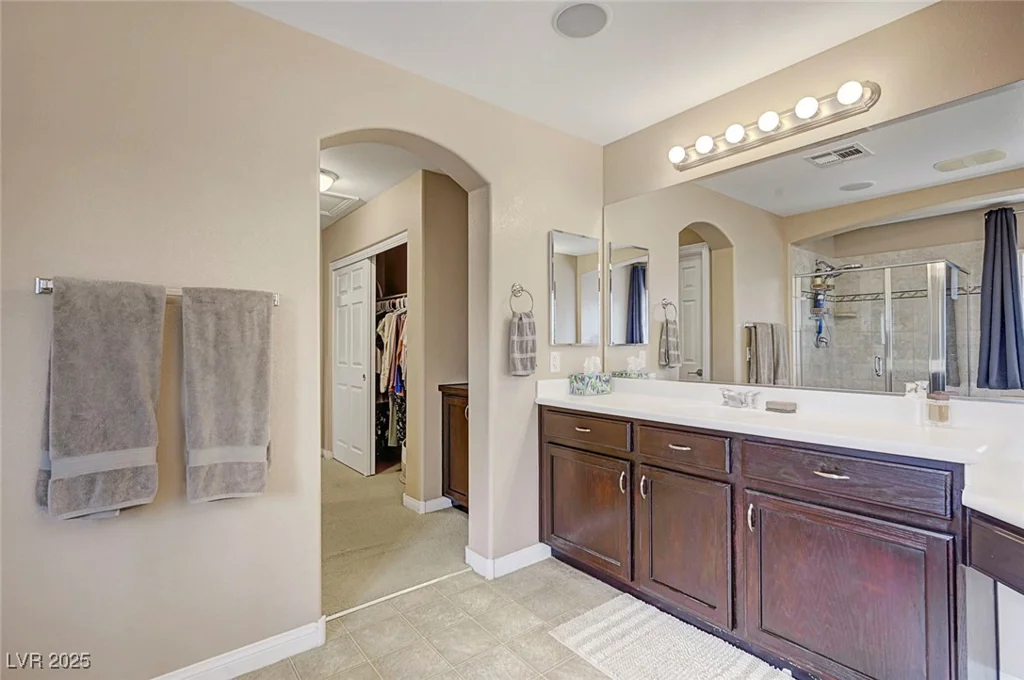 342 Shimmering Moon, Henderson, NV 89015