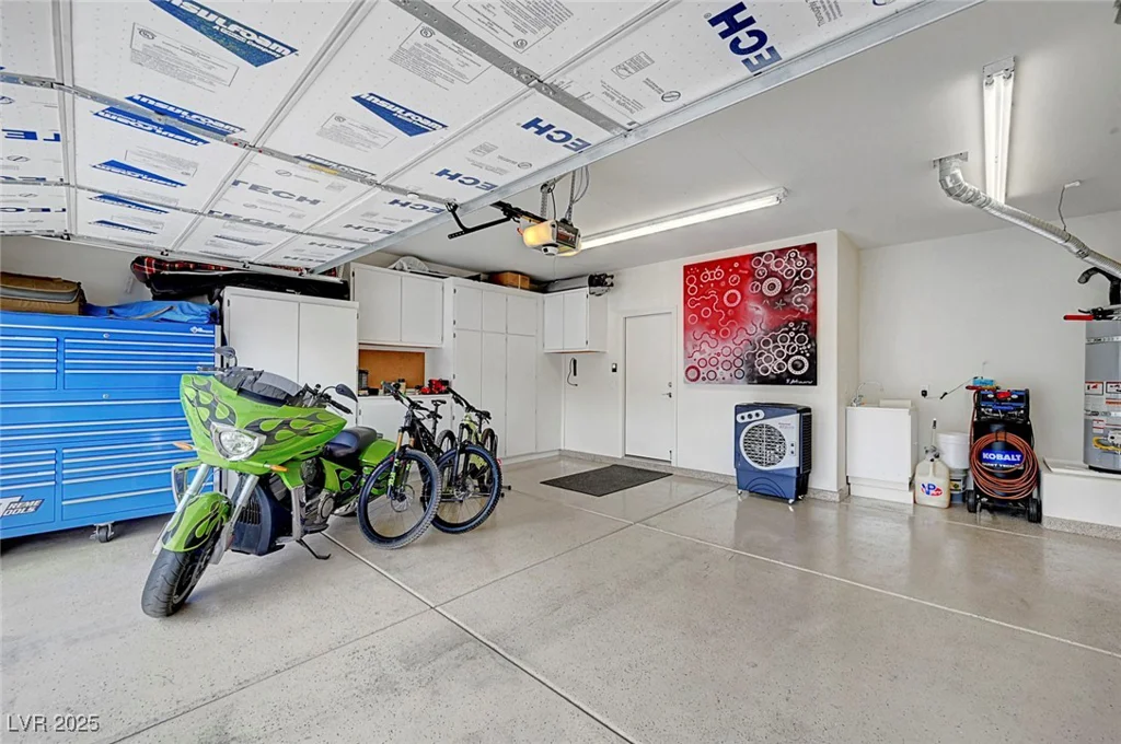 342 Shimmering Moon, Henderson, NV 89015