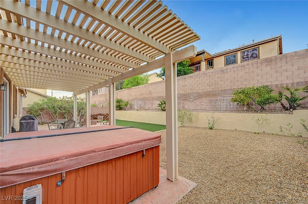 342 Shimmering Moon, Henderson, NV 89015