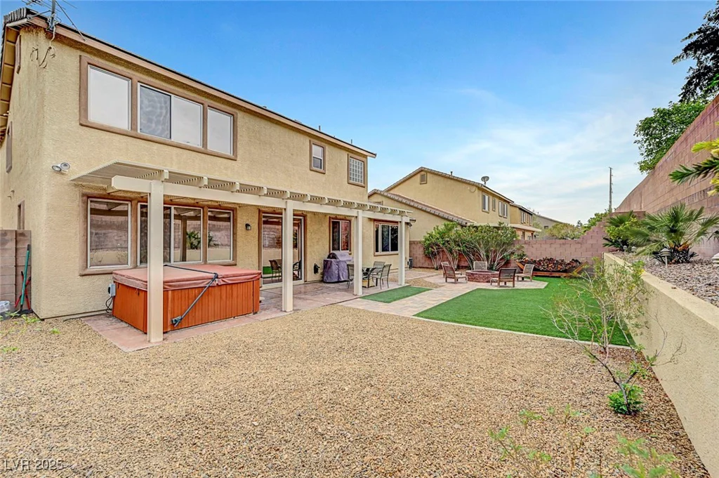 342 Shimmering Moon, Henderson, NV 89015