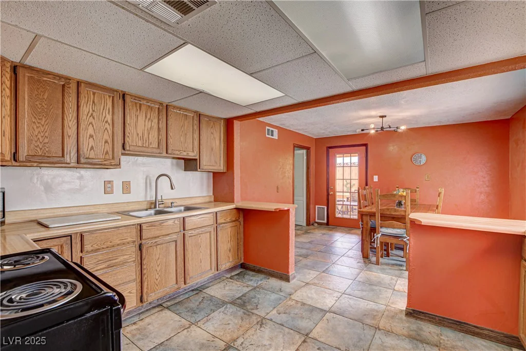 239 Basic, Henderson, NV 89015