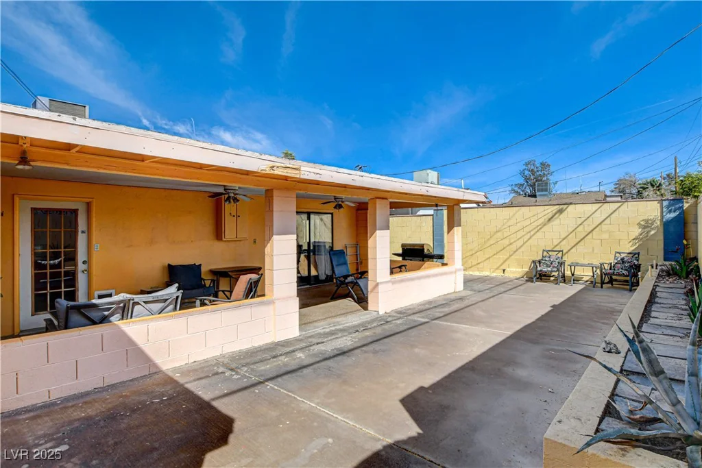 239 Basic, Henderson, NV 89015