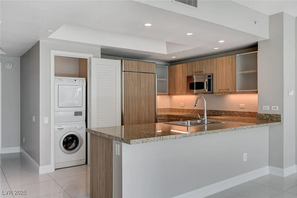 222 Karen, Las Vegas, NV 89109