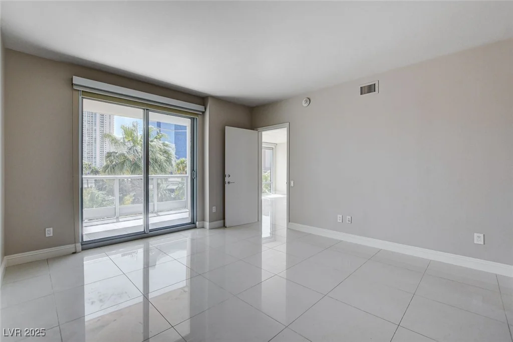 222 Karen, Las Vegas, NV 89109