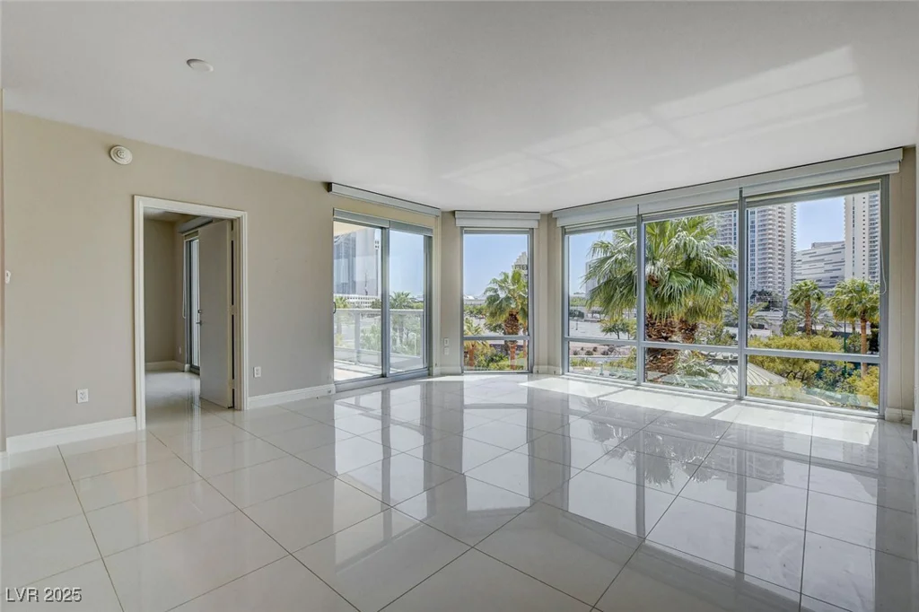 222 Karen, Las Vegas, NV 89109