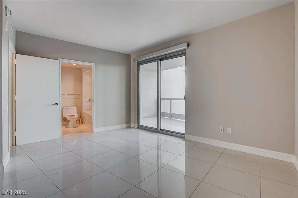 222 Karen, Las Vegas, NV 89109