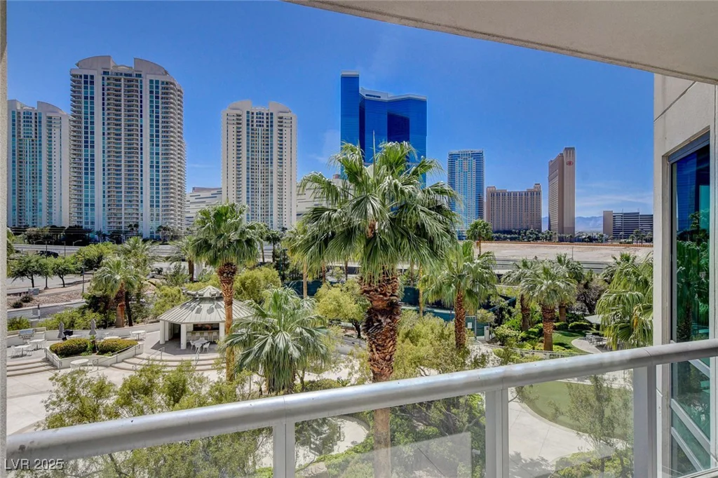 222 Karen, Las Vegas, NV 89109