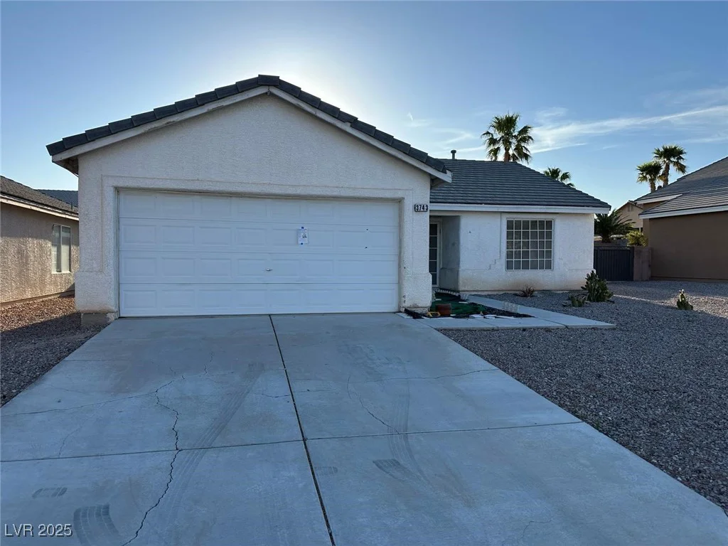 3743 Nairobi, North Las Vegas, NV 89032