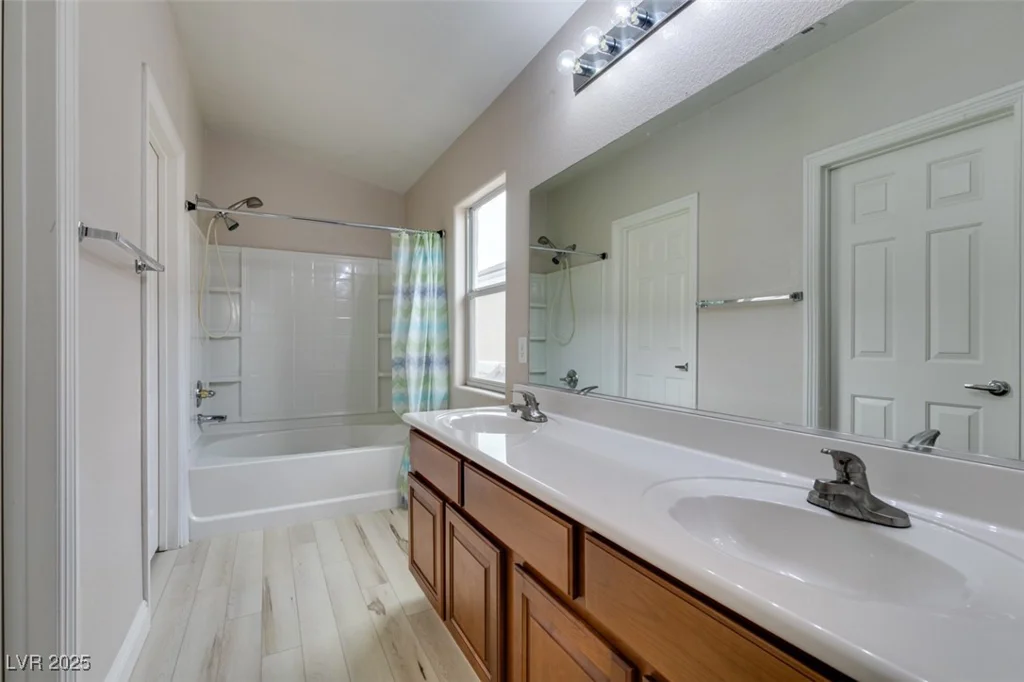1152 Harts Bluff, Henderson, NV 89002