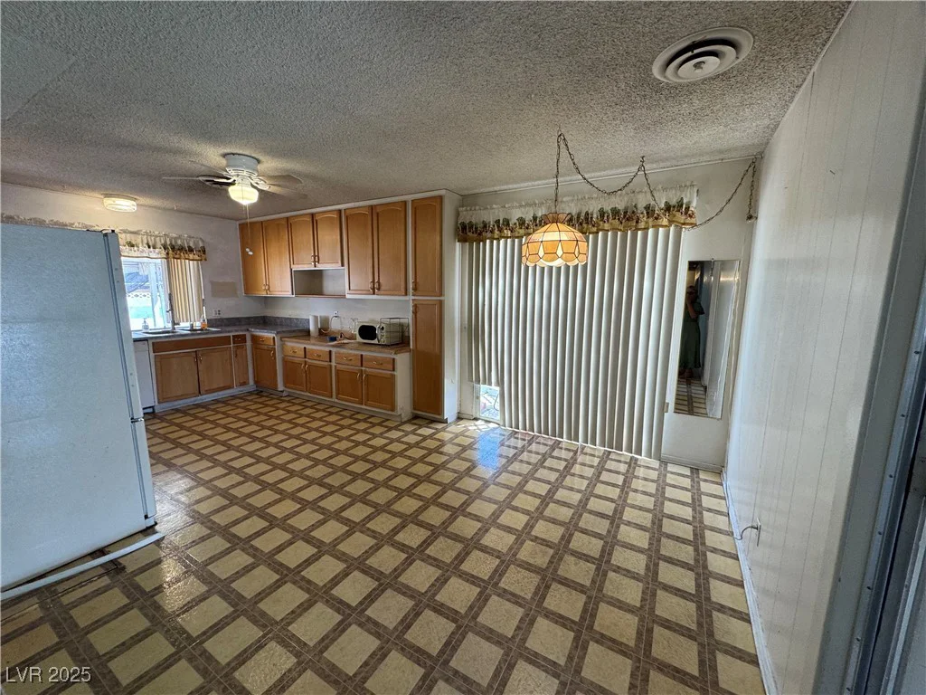 4244 Gibraltar, Las Vegas, NV 89121