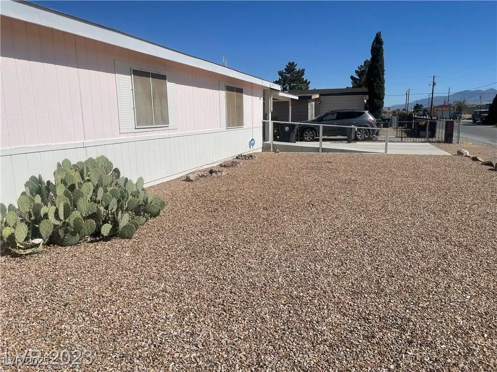 1221 Comstock, Pahrump, NV 89048