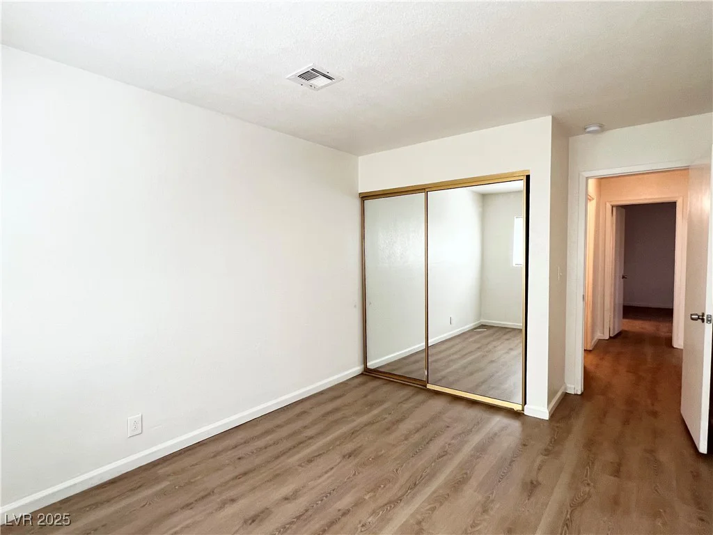 1856 Decatur, Las Vegas, NV 89108