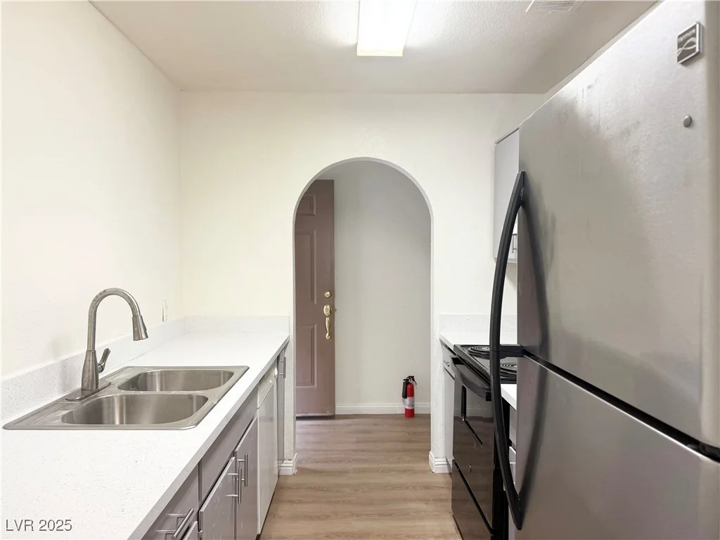 1856 Decatur, Las Vegas, NV 89108