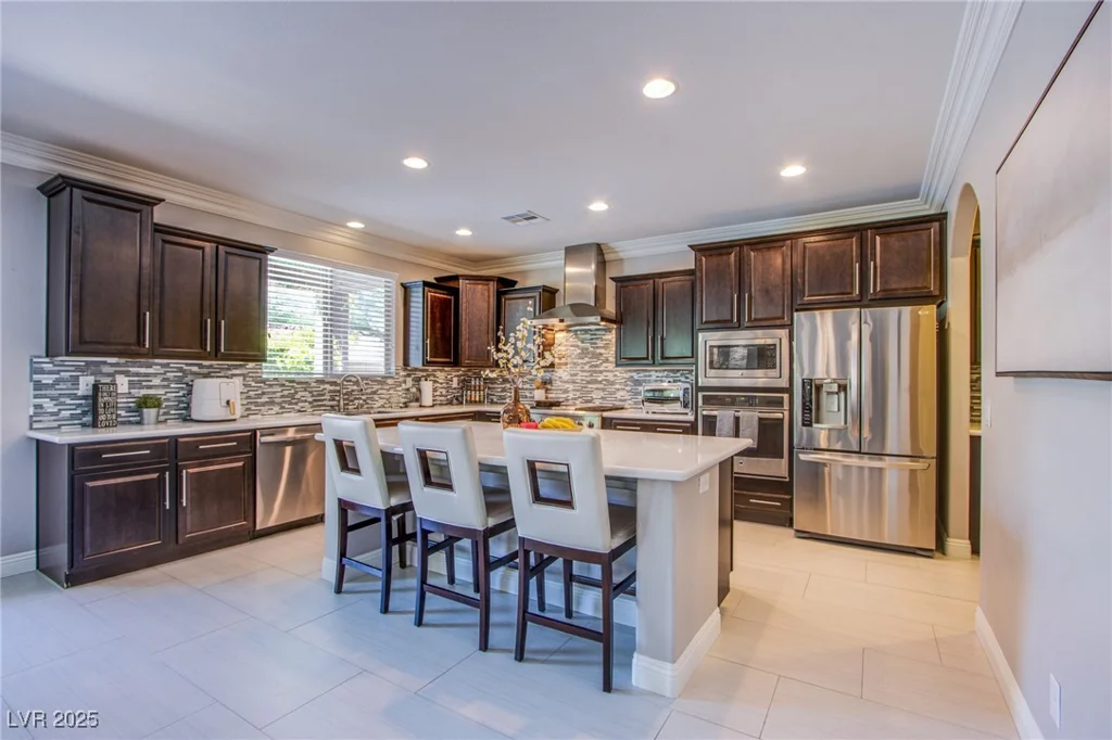 8303 Saddleback Ledge, Las Vegas, NV 89147