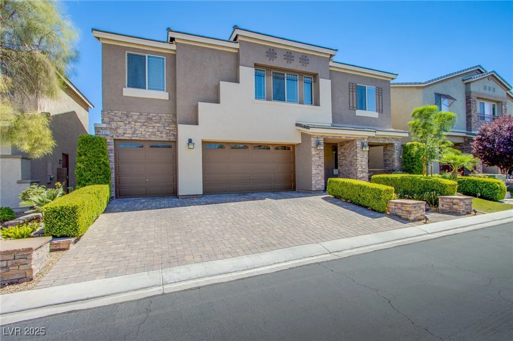 8303 Saddleback Ledge, Las Vegas, NV 89147