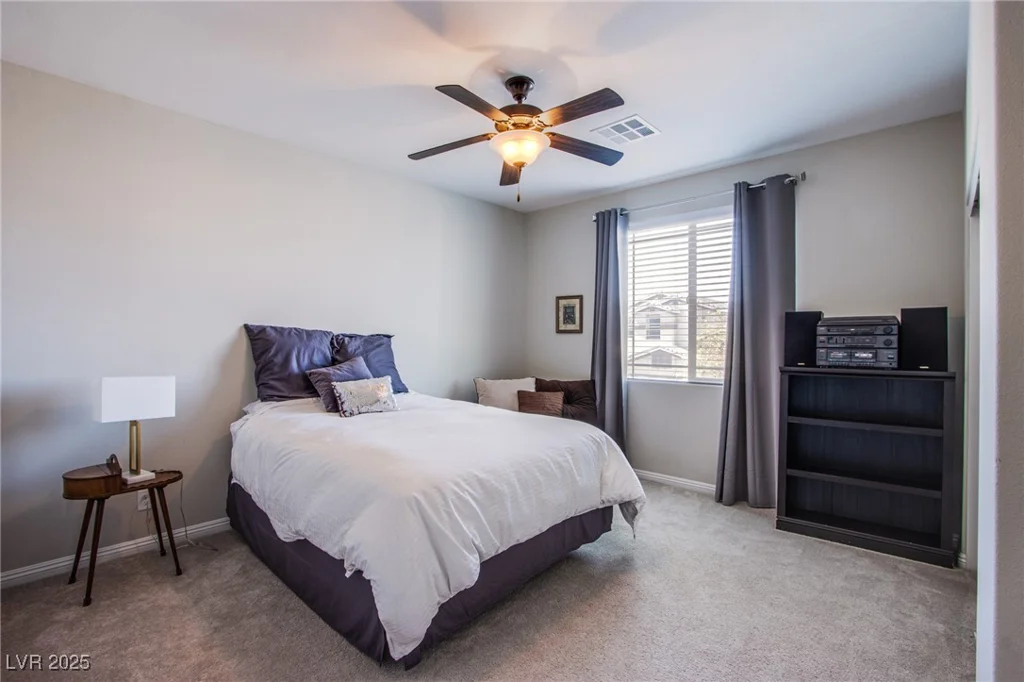 8303 Saddleback Ledge, Las Vegas, NV 89147