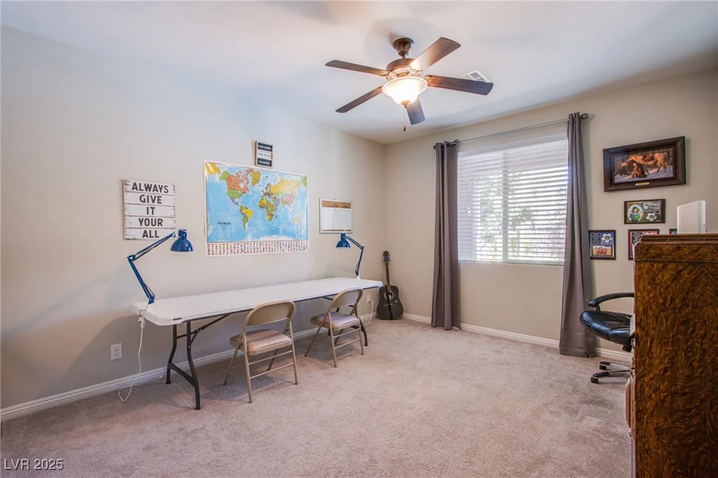 8303 Saddleback Ledge, Las Vegas, NV 89147