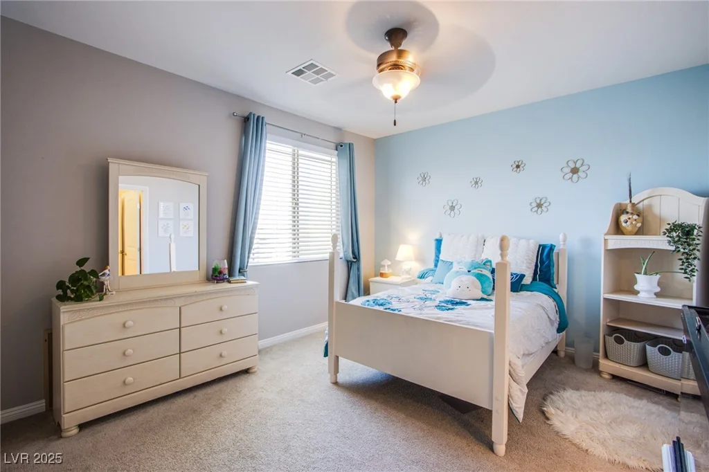 8303 Saddleback Ledge, Las Vegas, NV 89147