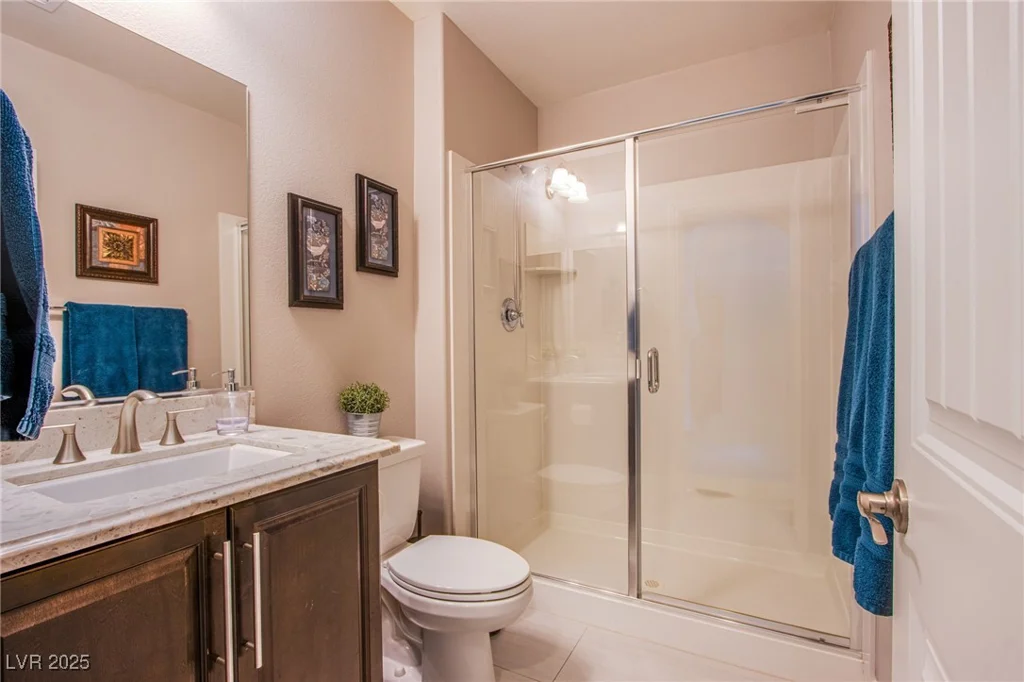 8303 Saddleback Ledge, Las Vegas, NV 89147