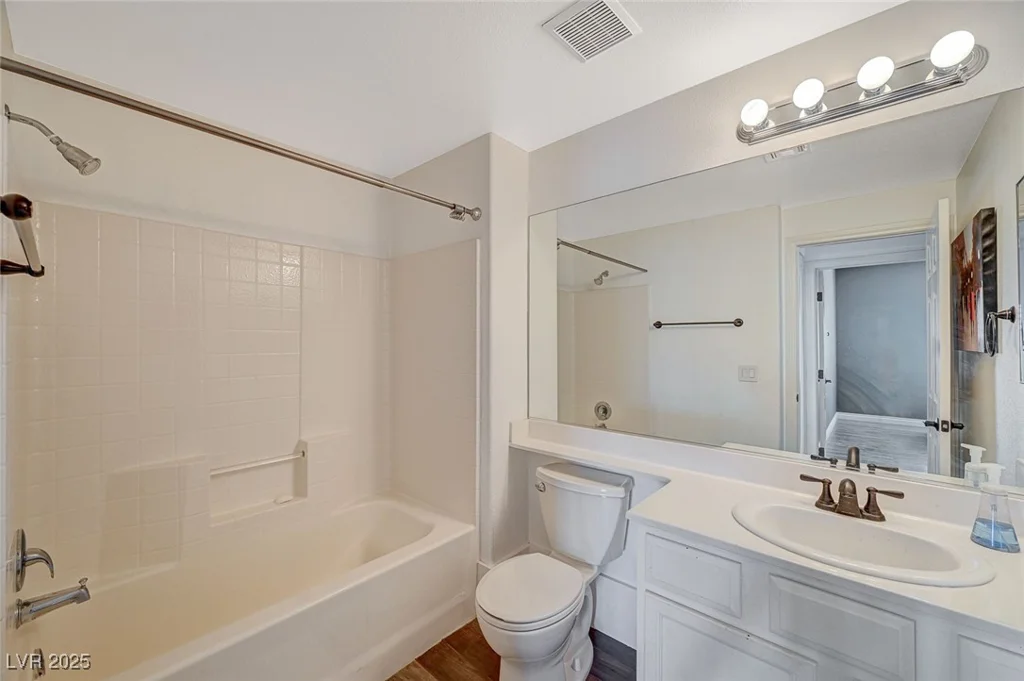 10809 Garden Mist Dr, Las Vegas, NV 89135
