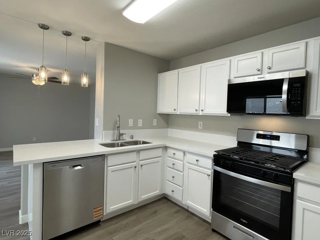 9056 Maycott, Las Vegas, NV 89148