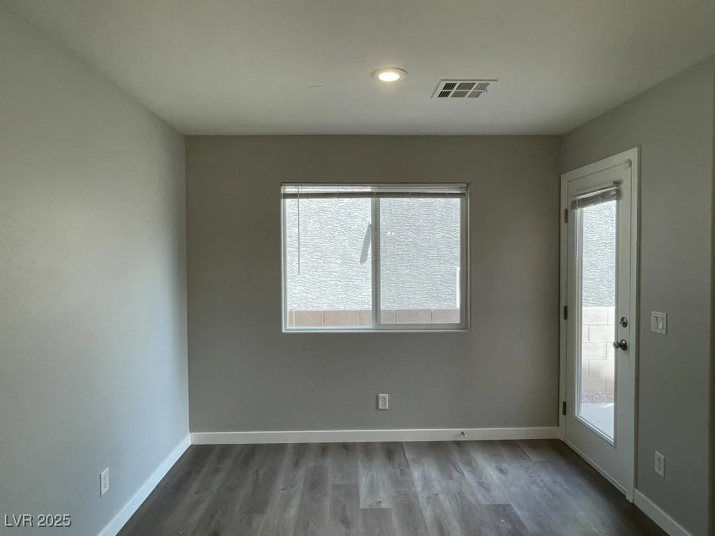 9056 Maycott, Las Vegas, NV 89148
