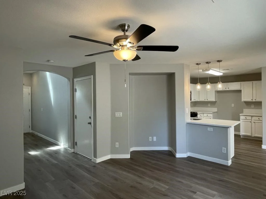 9056 Maycott, Las Vegas, NV 89148