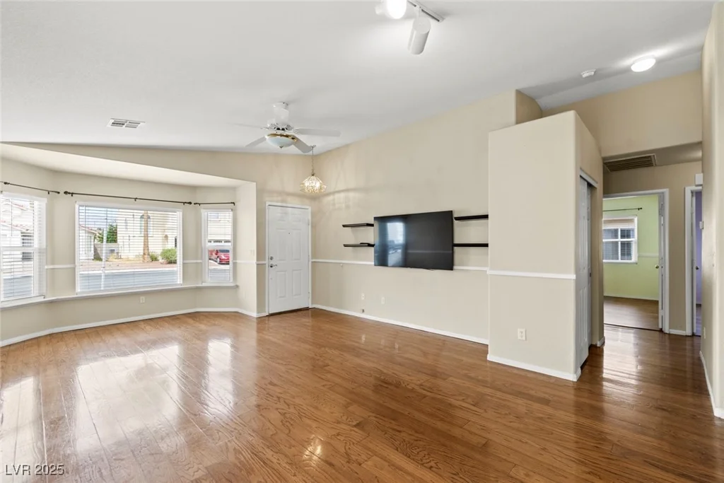 5113 Backwoodsman, Las Vegas, NV 89130