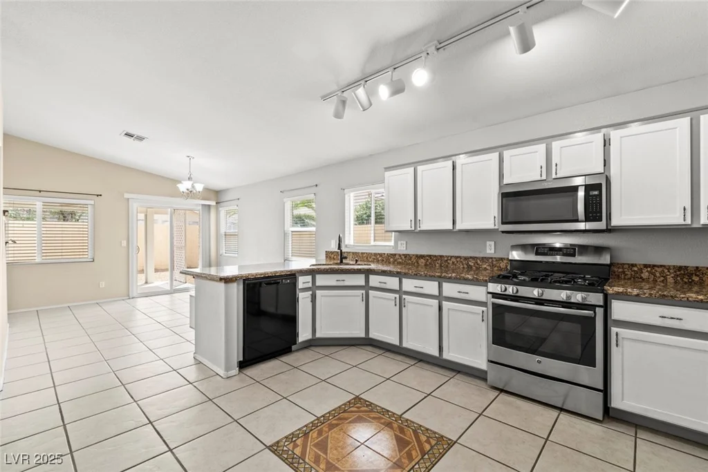 5113 Backwoodsman, Las Vegas, NV 89130