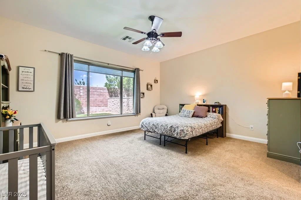 7513 Java Sparrow, North Las Vegas, NV 89084