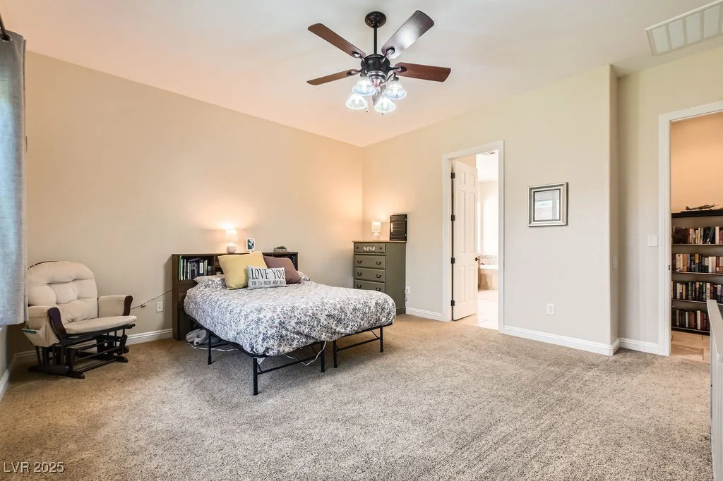 7513 Java Sparrow, North Las Vegas, NV 89084