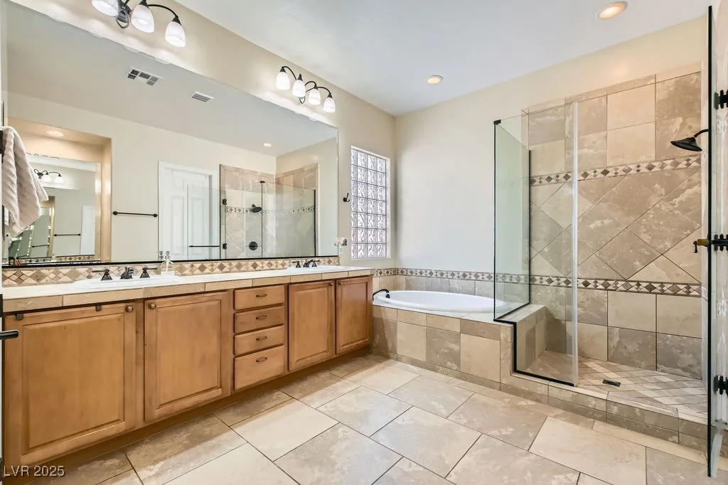 7513 Java Sparrow, North Las Vegas, NV 89084