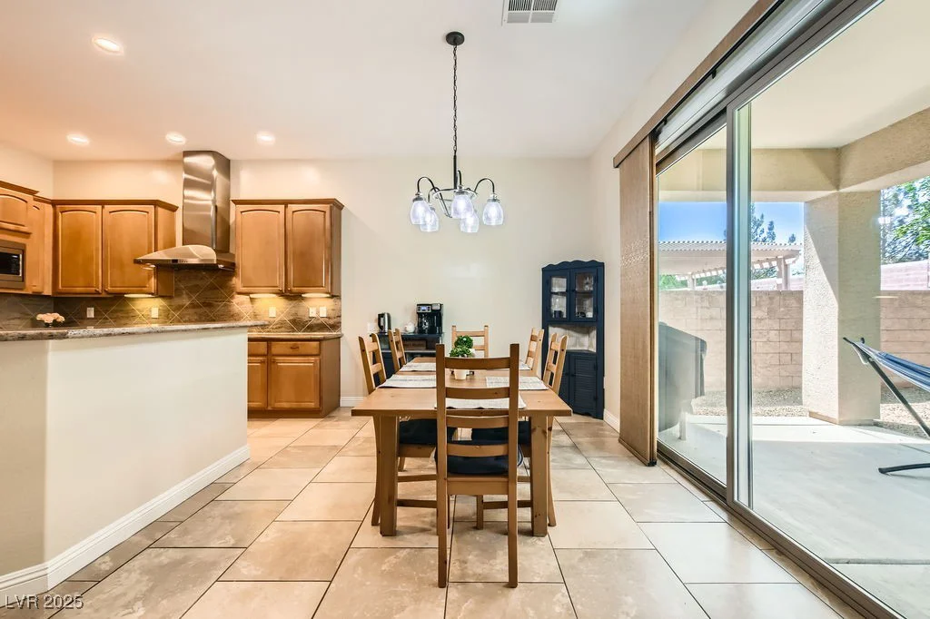 7513 Java Sparrow, North Las Vegas, NV 89084