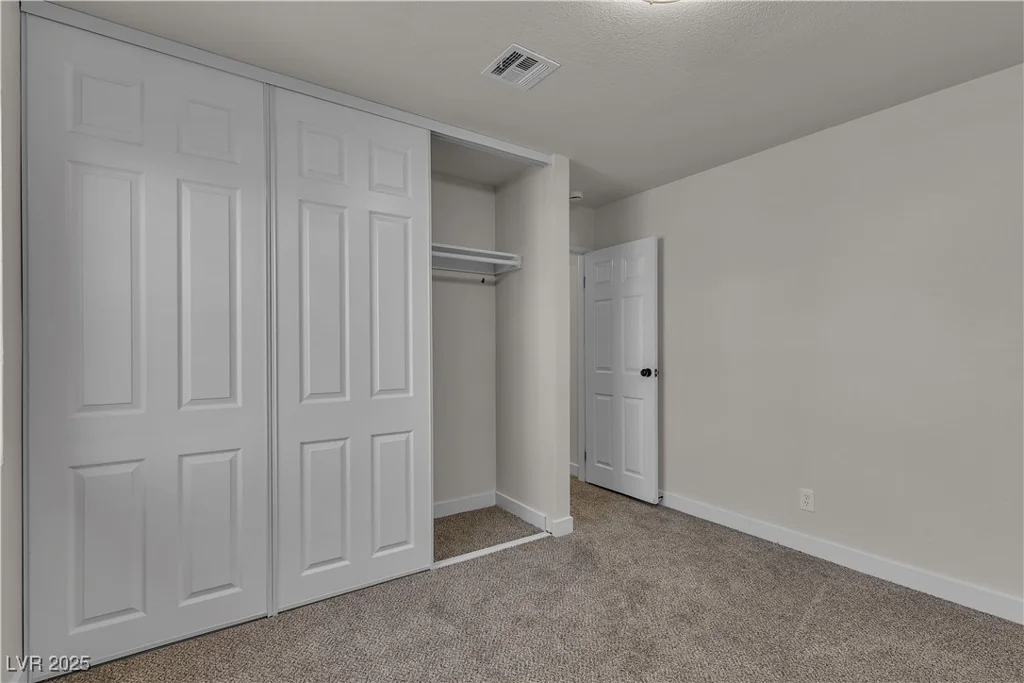 3916 Palos Verdes, Las Vegas, NV 89119