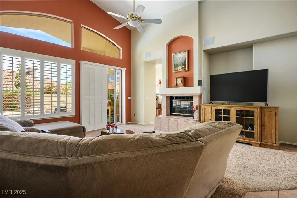 9104 Lazy Hill, Las Vegas, NV 89117