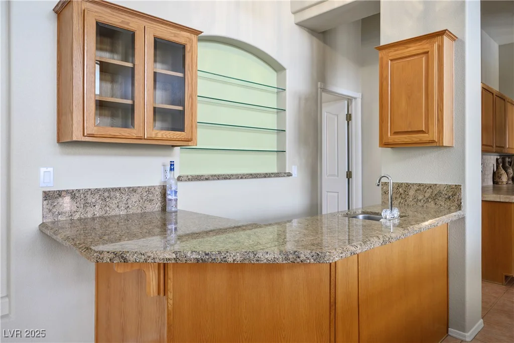9104 Lazy Hill, Las Vegas, NV 89117